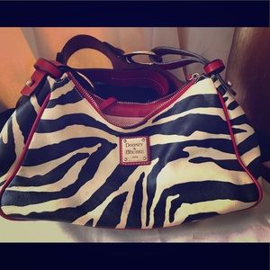 Dooney & Bourke small purse